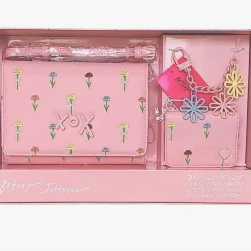 Betsey Johnson Pink Floral Accessory Set *Box Not Included *